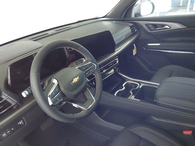 New 2027 Chevrolet Traverse LT w/ Driver Confidence Package FWD image 18