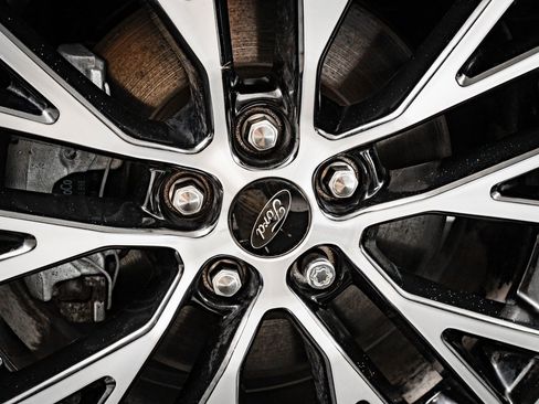 Used 2024 Ford Escape SE image 8