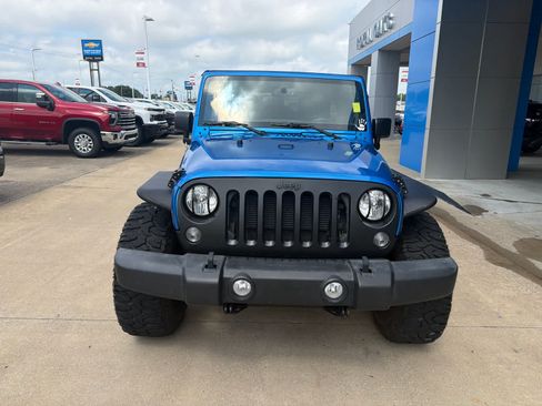 Used 2015 Jeep Wrangler Unlimited Sport w/ Quick Order Package 24S AWD/4WD image 10