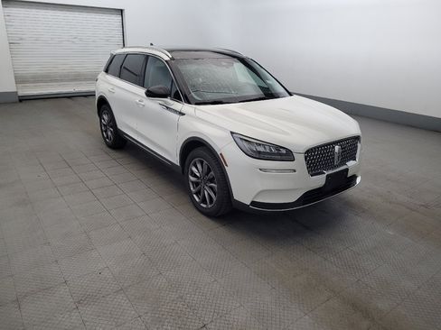Used 2020 Lincoln Corsair AWD w/ Premium Package image 13