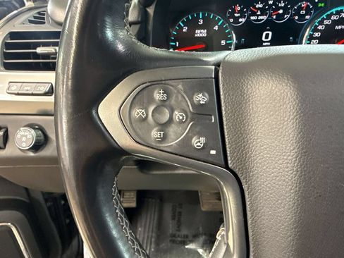 Used 2019 Chevrolet Suburban Premier w/ Premier Plus Edition AWD/4WD image 20