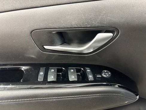 Used 2023 Hyundai Tucson Limited AWD/4WD image 22