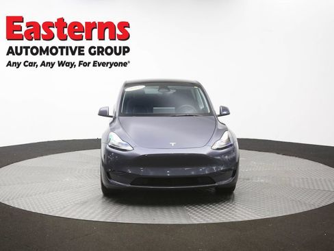 Used 2023 Tesla Model Y Long Range AWD/4WD image 47