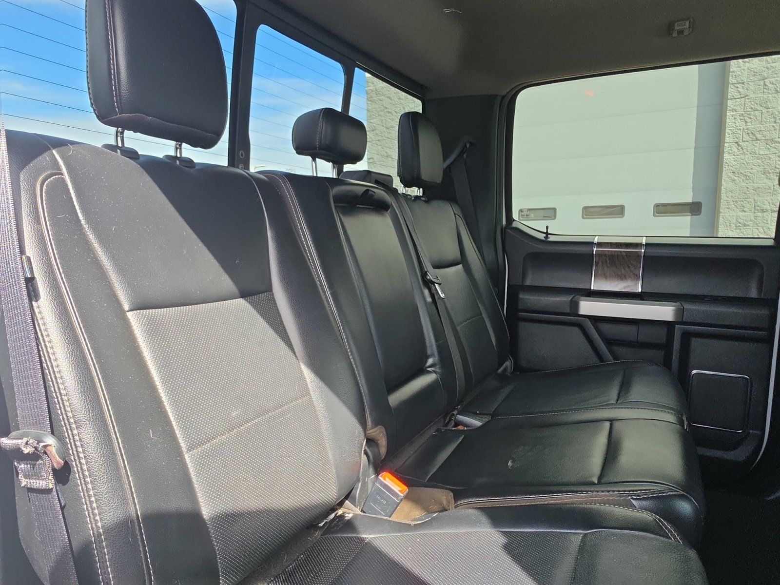 Used 2019 Ford F350 Lariat w/ Lariat Value Package AWD/4WD image 16