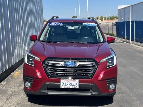 Certified 2023 Subaru Forester Limited AWD/4WD image 2