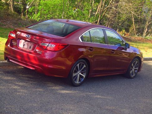 Used 2015 Subaru Legacy 2.5i Limited AWD/4WD image 25