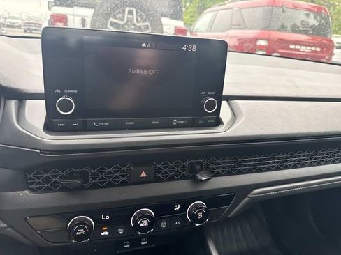 Used 2023 Honda Accord LX image 17