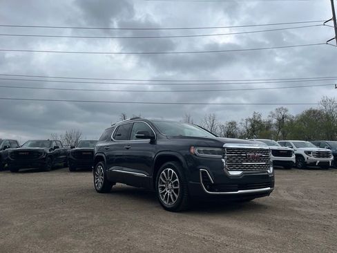 Used 2022 GMC Acadia Denali w/ Denali Ultimate Package AWD/4WD image 5
