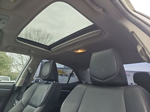 Used 2014 Toyota Corolla S Premium w/ Driver Convenience Package image 10