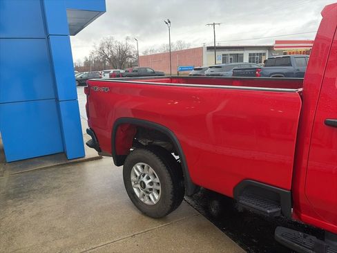 Used 2024 Chevrolet Silverado 2500 Custom w/ Custom Value Package AWD/4WD image 8