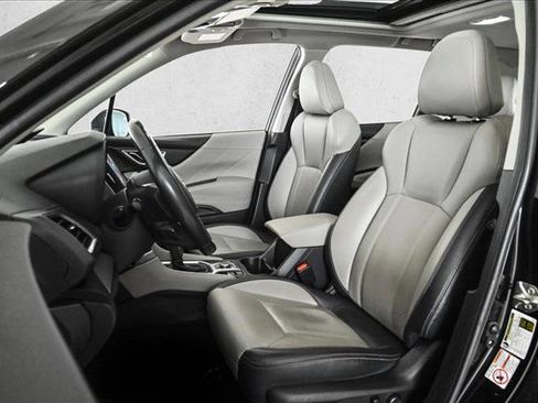 Used 2019 Subaru Forester Limited w/ Popular Package #3 image 17