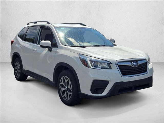 Used 2019 Subaru Forester Premium AWD/4WD image 3