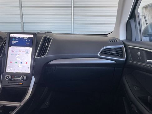 Used 2024 Ford Edge SEL image 35