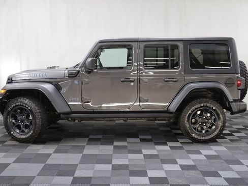 Used 2023 Jeep Wrangler Unlimited AWD/4WD image 4