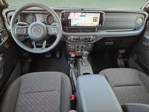 New 2025 Jeep Gladiator Mojave w/ Steel Bumper Group image 11