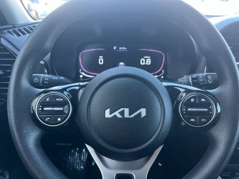 Certified 2023 Kia Soul S FWD image 23