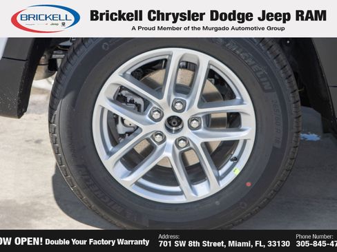 New 2025 Jeep Grand Cherokee Laredo X image 36