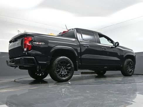 New 2026 Chevrolet Colorado W/T w/ WT Custom Package AWD/4WD image 11