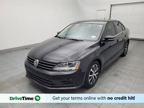 Used 2017 Volkswagen Jetta SE FWD image 1