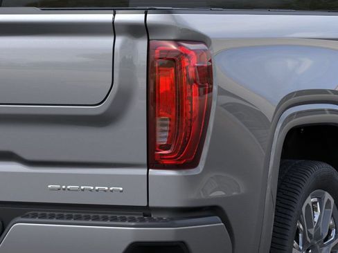 New 2026 GMC Sierra 1500 Denali Ultimate w/ LPO, Black Badging Package AWD/4WD image 11