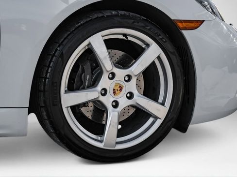 Used 2021 Porsche 718 Cayman RWD image 45