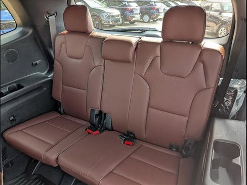 New 2025 Kia Telluride SX w/ SX Captain's Chair Package image 9