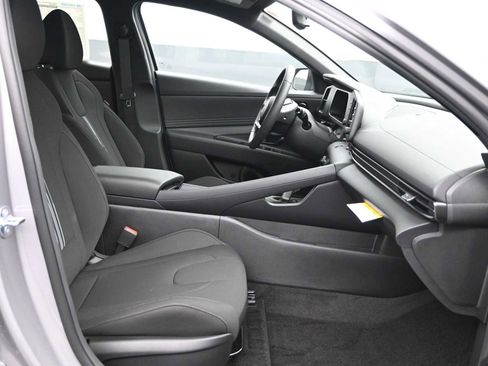 New 2026 Hyundai Elantra SEL Sport Premium image 11