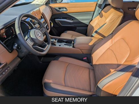 New 2025 Nissan Pathfinder Platinum w/ Cargo Package image 14