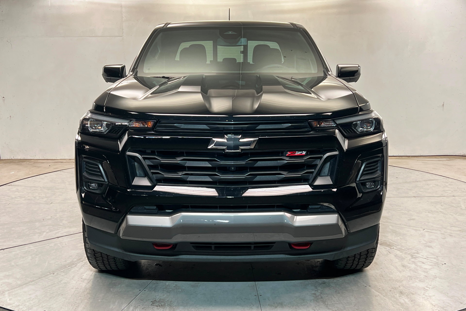 Used 2024 Chevrolet Colorado Z71 w/ Z71 Convenience Package 2 AWD/4WD image 9