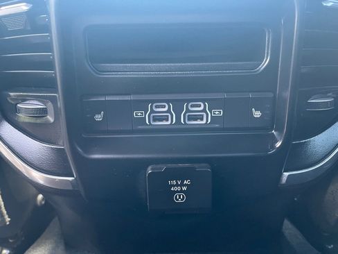 Used 2024 RAM 2500 Laramie w/ Sport Appearance Package image 16