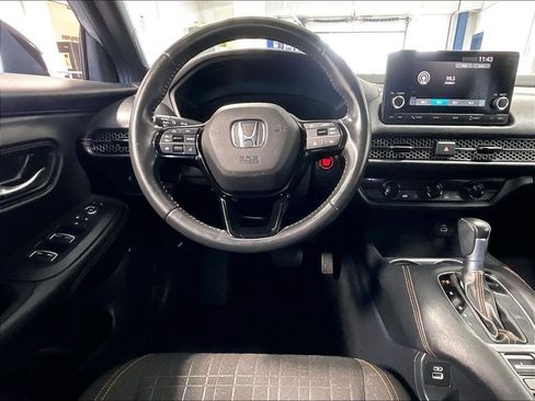 Used 2023 Honda HR-V Sport image 17