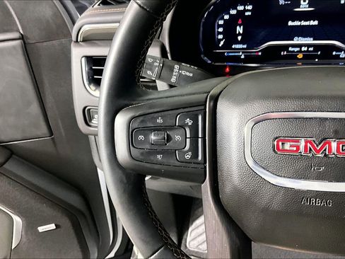 Used 2024 GMC Yukon XL AT4 w/ Technology Package AWD/4WD image 14