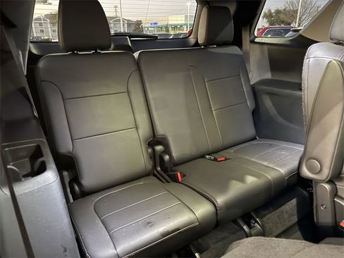 Certified 2020 Chevrolet Traverse Premier w/ Redline Edition image 34