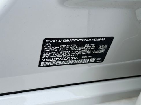 Used 2025 BMW X6 M60i image 31