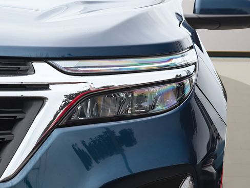 Used 2022 Chevrolet Equinox LT FWD image 3