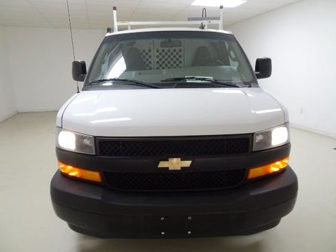 Used 2020 Chevrolet Express 2500 w/ Communications Package image 2