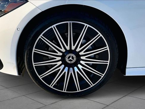 Used 2024 Mercedes-Benz CLE 300 CLE 300 w/ AMG Line image 10