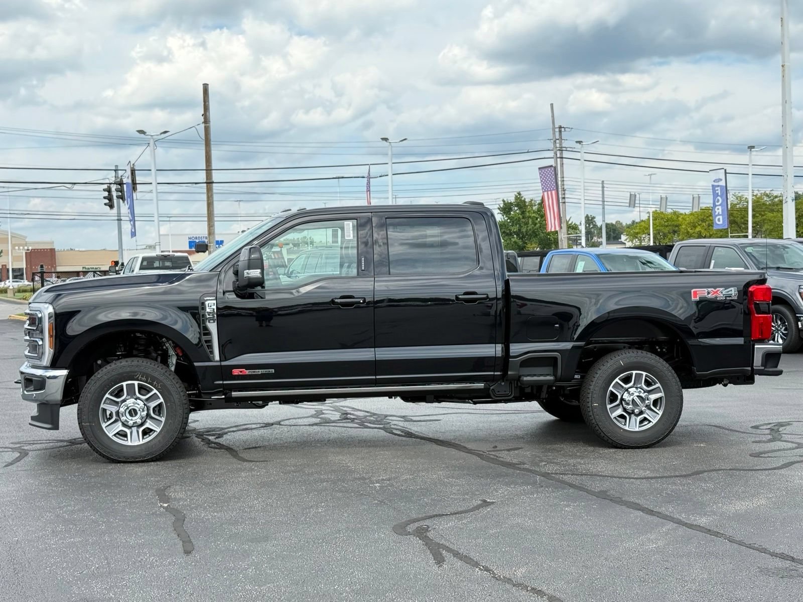 New 2026 Ford F350 Lariat w/ Lariat Ultimate Package AWD/4WD image 3