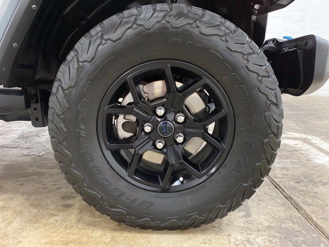 Used 2024 Jeep Wrangler Unlimited AWD/4WD image 29