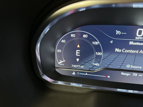 Used 2024 GMC Yukon SLT image 30