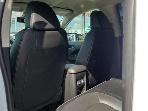 Used 2022 GMC Canyon Denali image 15