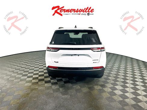 New 2025 Jeep Grand Cherokee Limited w/ Black Appearance Package image 6