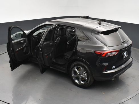 Used 2023 Ford Escape ST-Line w/ Tech Pack #1 image 34