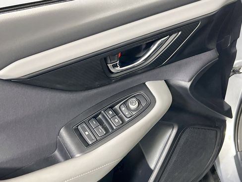Used 2022 Subaru Outback Premium image 18