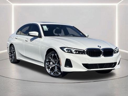 New 2026 BMW 330i Sedan w/ Convenience Package image 2