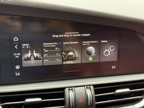 Used 2020 Alfa Romeo Giulia Ti AWD/4WD image 29