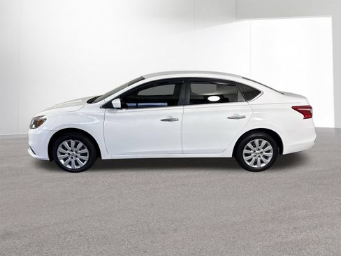 Used 2016 Nissan Sentra S FWD image 27
