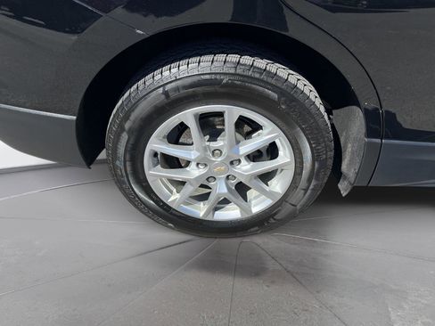 Used 2022 Chevrolet Equinox LT image 9