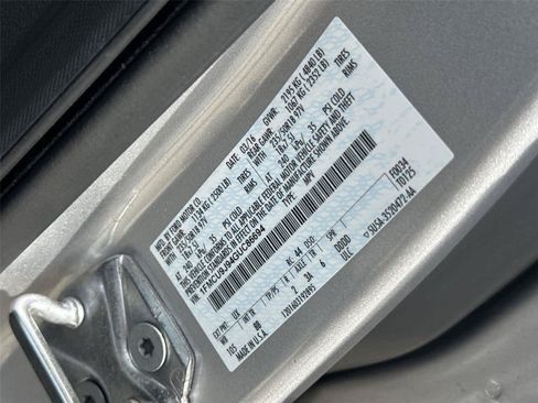 Used 2016 Ford Escape Titanium AWD/4WD image 31