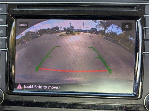 Used 2019 Volkswagen Passat 2.0T Wolfsburg image 10